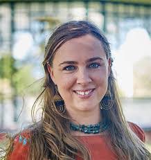 Lily Clements's Instagram, Twitter & Facebook