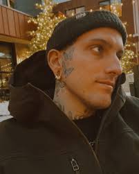 NICHOLAS BLACK<•||•> (@iamnicholasblack) • Instagram photos and videos