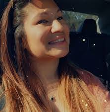 Kasey Gee's Instagram, Twitter & Facebook