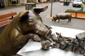 A Day Out At Rundle Mall In Adelaide Australia Statue Pig Statue Sculptures