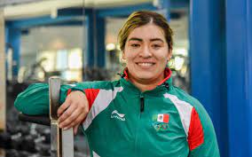 La pesista aremi fuentes zavala dio una alegría más a la delegación mexicana al alzarse con la medalla de bronce en los juegos olímpicos de tokio 2020, la tercera para méxico en la justa veraniega celebrada en tierras asiáticas, convirtiéndose en la cuarta halterofilista que llega al podio desde el histórico oro de soraya jiménez en sídney 2000. Aremi Fuentes Esperanza Olimpica Rumbo A Tokio 2020 El Sol De Tijuana Noticias Locales Policiacas Sobre Mexico Baja California Y El Mundo