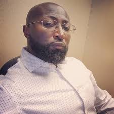 Damien Todd's Instagram, Twitter & Facebook