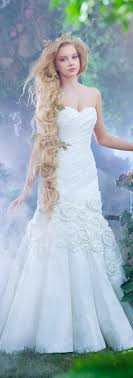 Hochzeit kleider hochzeit brautkleid prinzessin disney prinzessinnen hochzeiten hochzeitskleid hochzeit kleidung schöne brautkleider. Neonscope Dreamy Disney Princesses By Alfred Angelo Ballkleid Hochzeit Hochzeitskleid Hochzeit Kleidung