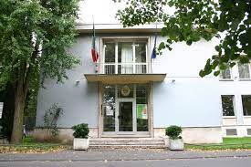 Da lunedì 10 maggio 2021, in conformità a quanto deciso dal comune di colonia, potrà accedere al consolato generale d'italia a colonia unicamente chi presenterà un. La Sede