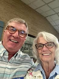 Ima happy granny my granddaughter get to perform at this amazing event and  I get to meet Carl Thomas 😆 well hopefully