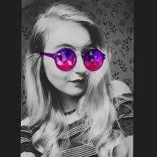 Catherine Masterson's Instagram, Twitter & Facebook