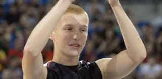 Josh Ruggles: Un chico de 17 años invencible