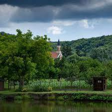 Holiday park villapark vargesztes is located at villapark 201/25. Vargesztes Kirandulas Vargesztesi Kortura Hangulatos Kirandulas A Vertes Melyen Kirandulastippek See More Ideas About Utazas Turak Uticelok Leslie Sauve