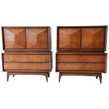 Mid Century Modern Walnut Diamond Front Highboy Dresser By United Midcentury Modern Furniture Walnut Wood