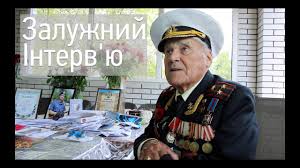 Він був командиром взводу, командиром навчального взводу, командиром бойового взводу, командиром навчальної роти, командиром роти. Ivan Zaluzhnyy The Interview