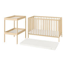 Vous êtes au bon endroit si vous êtes en quête d`idées pour la déco et les meubles chambre bébé. Sniglar Lot De 3 Meubles Chambre Bebe Hetre Ikea