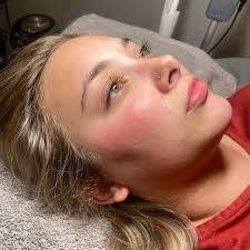 Keeley Peters's Instagram, Twitter & Facebook