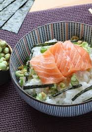 Un Chirashi Facile A Refaire A La Maison Pour Un Repas Japonais Cuisine Asiatique Recette Cuisine Facile Recettes De Cuisine