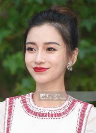 Ngôi sao 24/7: Quân vương Lee Min Ho khoe ảnh mới, fan được rửa mắt vì vẻ  đẹp tạc tượng