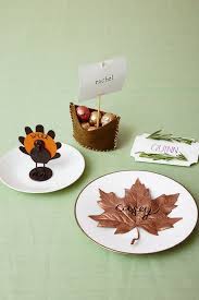 When it comes to place cards, there's no need to feel restricted by a tiny cardboard rectangle. 15 Diy Or Buy Thanksgiving Place Cards Craft Ideas For Fall Table Name Cards