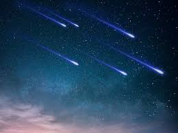 Many bright fast meteors with trains. Na Nocni Obloze Lze Nyni Pozorovat Perseidy Lidove Zvane Slzy Svateho Vavrince