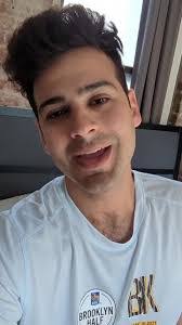 Aaron Weininger's Instagram, Twitter & Facebook