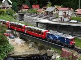 Lgb Gartenbahn In Hauzenberg Garden Railroad Garden Trains Model Trains