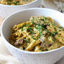 One Pot Vegan Pasta Alfredo With Mushrooms With Gluten Free Pasta Mushrooms Vegetable Broth Pasta Sauce Garlic Ital In 2020 Whole Food Recipes Vegan Pasta Recipes