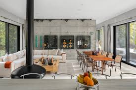 A green home is one that has been designed and built in an efficient manner, that respects resources, and that optimizes energy and water use. Eco House U S Building Of The Week