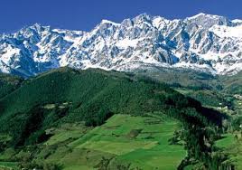 And routes with connections may be available at a cheaper rate. Naturpark Picos De Europa