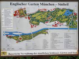 Sie sehen, wie reiter angestrengt runde um runde drehen, um ihr. Munchen Englischer Garten Sudteil Picknick Deutschland De