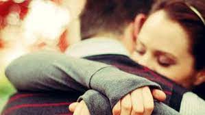 Si celebra infatti oggi, venerdì 21 gennaio, uno dei gesti più rappresentativi del calore e dell'affetto umano, che assume un significato ancor . Giornata Mondiale Dell Abbraccio Ecco Tutti I Benefici