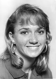 Review & Records.qxp:Layout 1