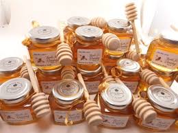Canadian Wedding Special Ocassion Favours Honey And Maple Syrup The Honey Bee Store Ontario Honey Wedding Favors Candy Wedding Favors Tea Wedding Favors