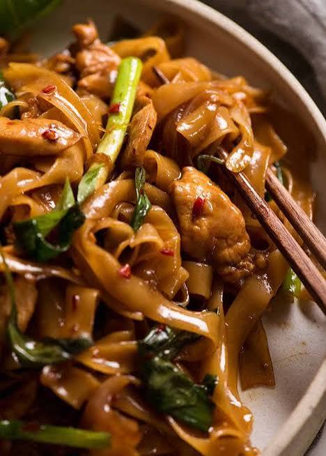 Thai Drunken Noodles (Chicken)