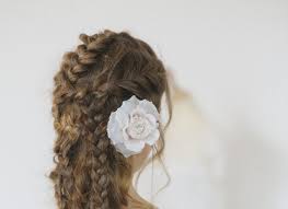 Voici le tuto coiffure que l'on vous propose. Tutos Coiffure Mariee Tresses Archives La Mariee Aux Pieds Nus