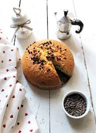 Per un tocco ancora più scenografico è possibile poi decorararlo con una glassa al cioccolato o della crema al burro. Torta Margherita Con Gocce Di Cioccolato Tacchi E Pentole