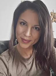 Any tips for getting a child to lay down for bed without them throwing a  fit ?