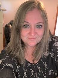 Melissa Mchenry's Instagram, Twitter & Facebook