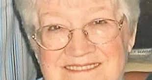 Loretta Fink's Instagram, Twitter & Facebook