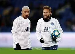 ويبدو أن ريال مدريد، اقتنع أخيرا أنه يصعب التوقيع مع نجمي باريس سان جيرمان كيليان مبابي ونيمار دا سيلفا، فضلا عن صعوبة ضم نجم تشيلسي الأول إدين هازارد. Ù…Ø¨Ø§Ø¨ÙŠ Ø­Ù„Ù…ÙŠ Ø§Ù„Ù„Ø¹Ø¨ Ø¨Ø§Ù„Ø£ÙˆÙ„Ù…Ø¨ÙŠØ§Ø¯ ÙˆÙ„Ù† Ø£Ø³ØªÙˆÙ„ÙŠ Ø¹Ù„Ù‰ Ù…ÙƒØ§Ù†Ø© Ù†ÙŠÙ…Ø§Ø± ØµØ­ÙŠÙØ© ÙƒÙØ± Ùˆ ÙˆØªØ± Ø§Ù„Ø¥Ù„ÙƒØªØ±ÙˆÙ†ÙŠØ©