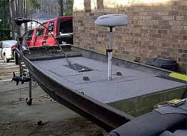 The jon boat is one of the most versatile and popular small boat designs in use, widely used by recreational and commercial boaters alike. 37 Best Jon Boat Mods With Ideas For Decking Seats Fishing Hunting
