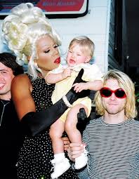 Открыть страницу «frances bean cobain» на facebook. Plastik On Twitter Baby Frances Bean Cobain With Queen Of Drag Rupaul Charles And Her Father Kurt Cobain Plastikphotohistory Historyphotographed Popculture Https T Co O4zxxgoi4d