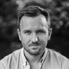 Kirk Newcombe's Instagram, Twitter & Facebook