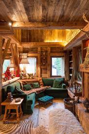 Awesome Sectional In This Tiny Living Room Cabin Interiors Cabin Living Rustic Cabin Kitchens
