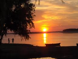 The international phone code for argentina is +54 and the area phone code is 3437. Botecitos Sobre El Rio Parana Santa Elena Entre Rios Argentina Mapio Net