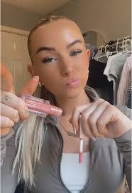 Shannon Jameson's Instagram, Twitter & Facebook