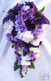 17pcs Wedding Cascade Bridal Bouquet Silk Flower Teardrop Purple Lavender White Ebay Purple Wedding Flowers Purple Wedding Bouquets Wedding Flower Packages