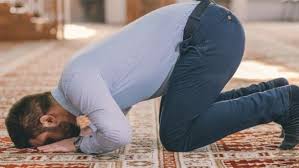 رفع اليدين في الدعاء والمسح على الوَجْهِ بهما بعد الصلاة. ØµØ¯Ù‰ Ø§Ù„Ø¨Ù„Ø¯ Ø¯Ø¹Ø§Ø¡ ØµÙ„Ø§Ø© Ø§Ù„ØªØ³Ø§Ø¨ÙŠØ­ Ù„ØªÙØ±ÙŠØ¬ Ø§Ù„ÙƒØ±Ø¨ ÙˆØªÙˆØ³ÙŠØ¹ Ø§Ù„Ø£Ø±Ø²Ø§Ù‚