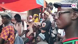 FARBA SALLY SECK 010