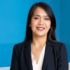 Cindy Law's Instagram, Twitter & Facebook