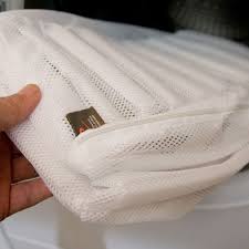 Résultat de recherche d'images pour "shoe bag washing machine"