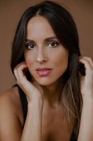 Reparto de Terra Brava (serie 2019). Creada por Inês Gomes