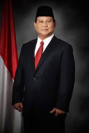 Kendalanya sering kali background pas foto tidak berwarna merah atau biru. Indonesia S Next President A Form Guide The Interpreter