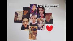 Each member comes in its own paper toy. Exo 5th Debut Anniversary Limited Photocards Unboxing Youtube